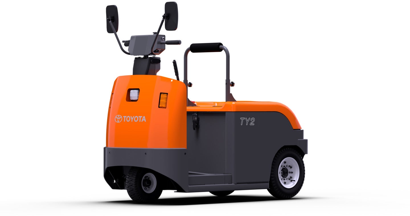 Powered Stand on Towing tractor 4t | 4CBT by Toyota
